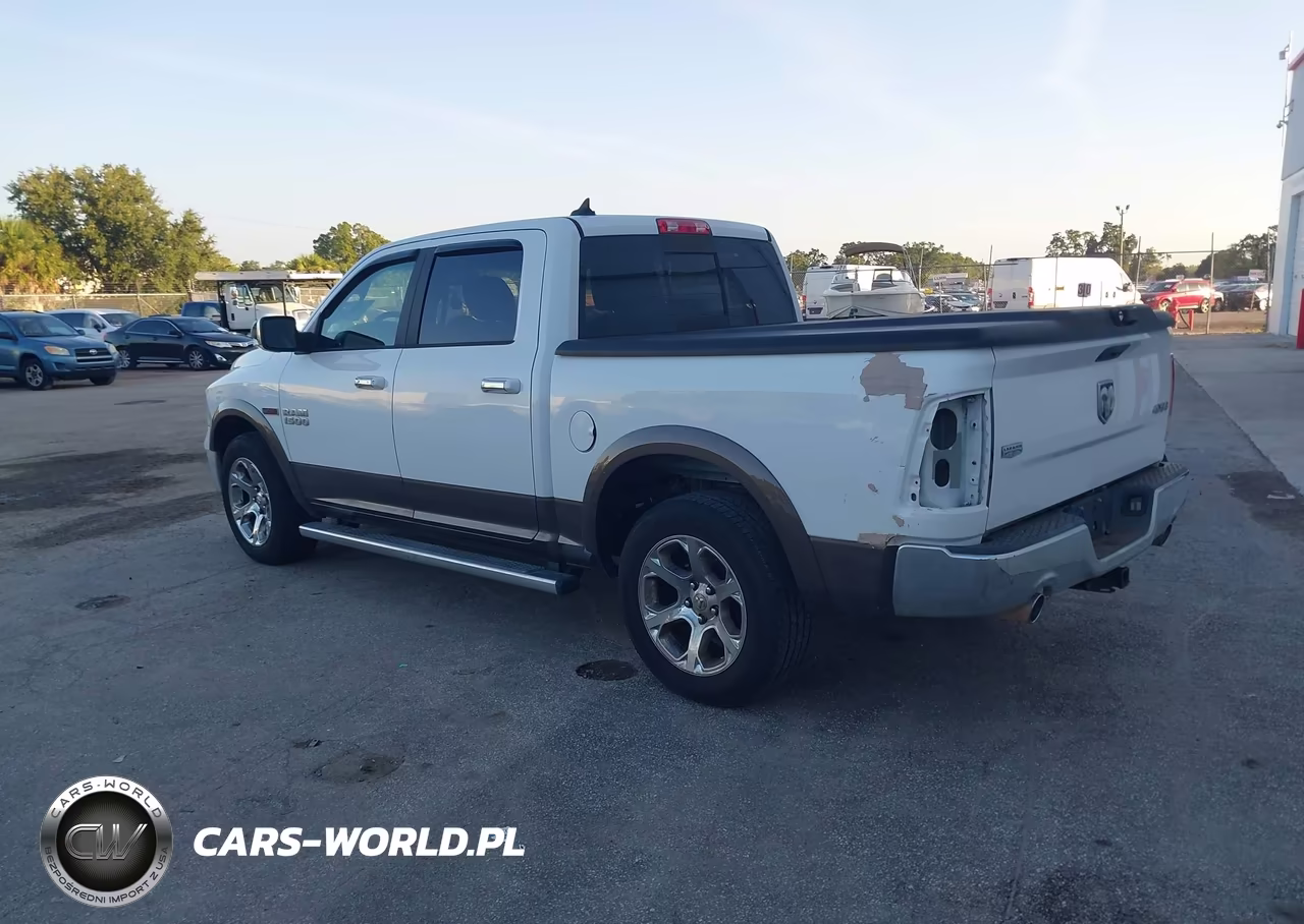 2018 Ram 1500 Laramie 4X4 5'7 Box VIN:1C6RR7NM0JS237618 - 3