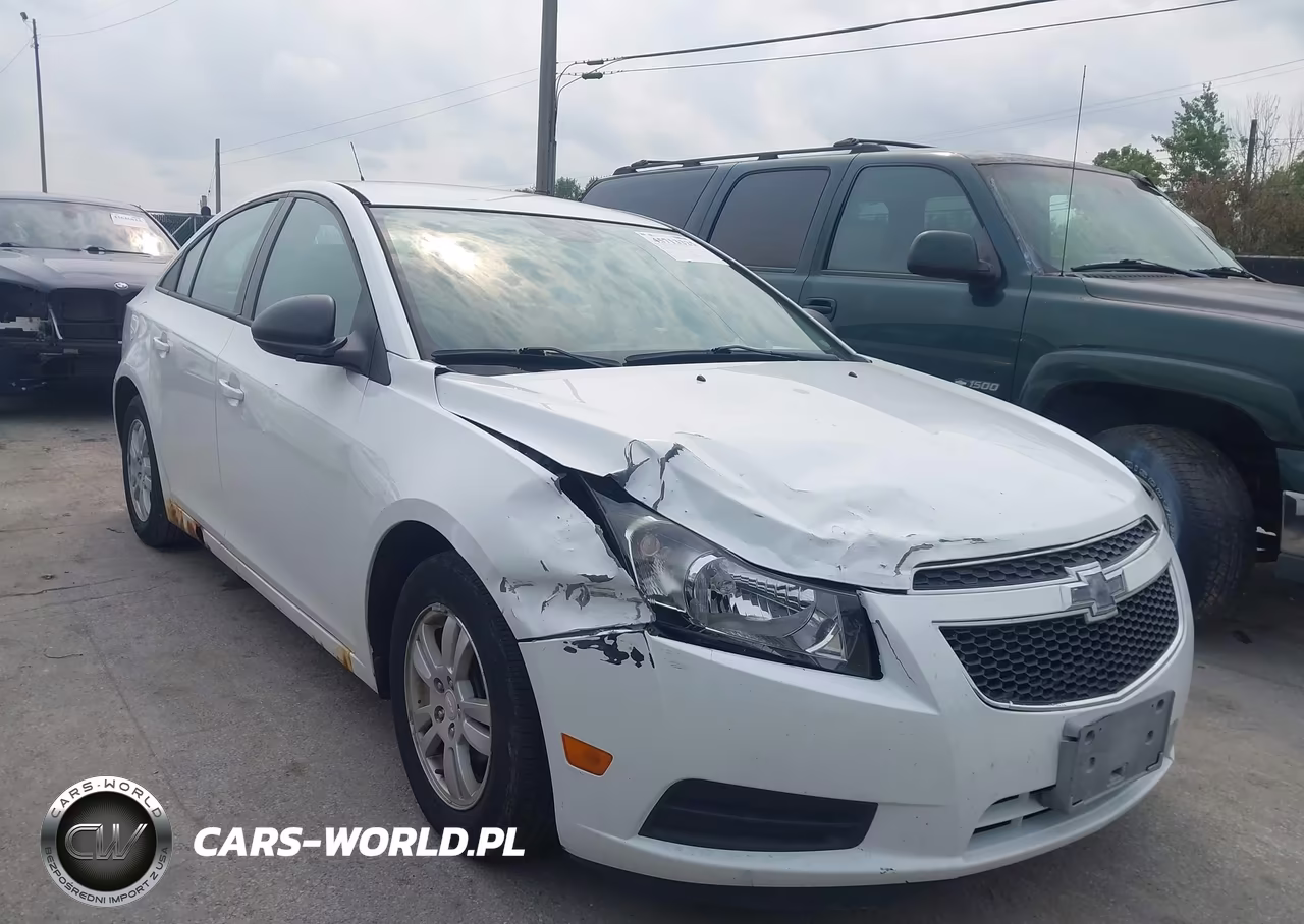 2014 Chevrolet Cruze Ls Manual – zdjęcie 1 z 12