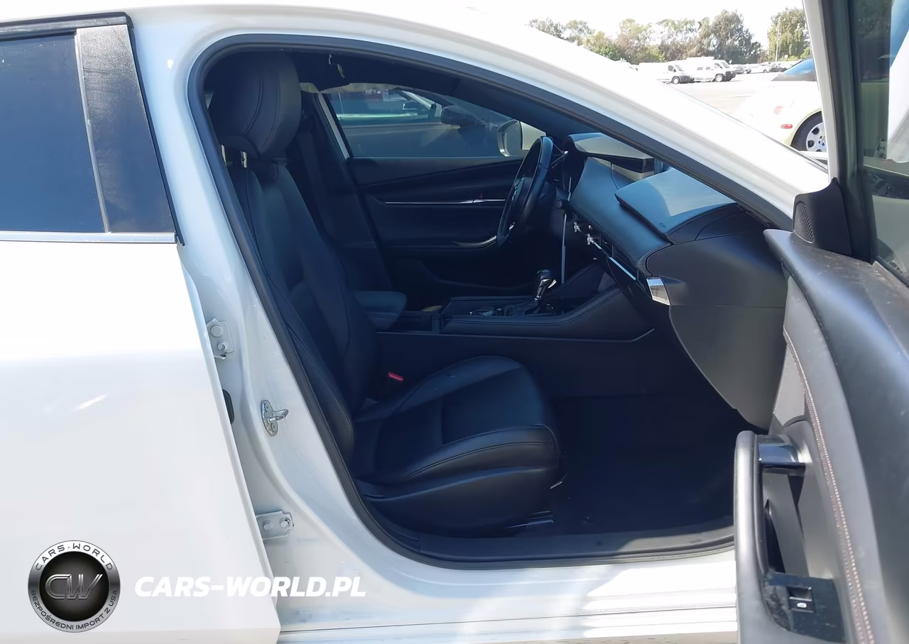 2019 Mazda Mazda3 VIN:JM1BPAJMXK1130649 - 5