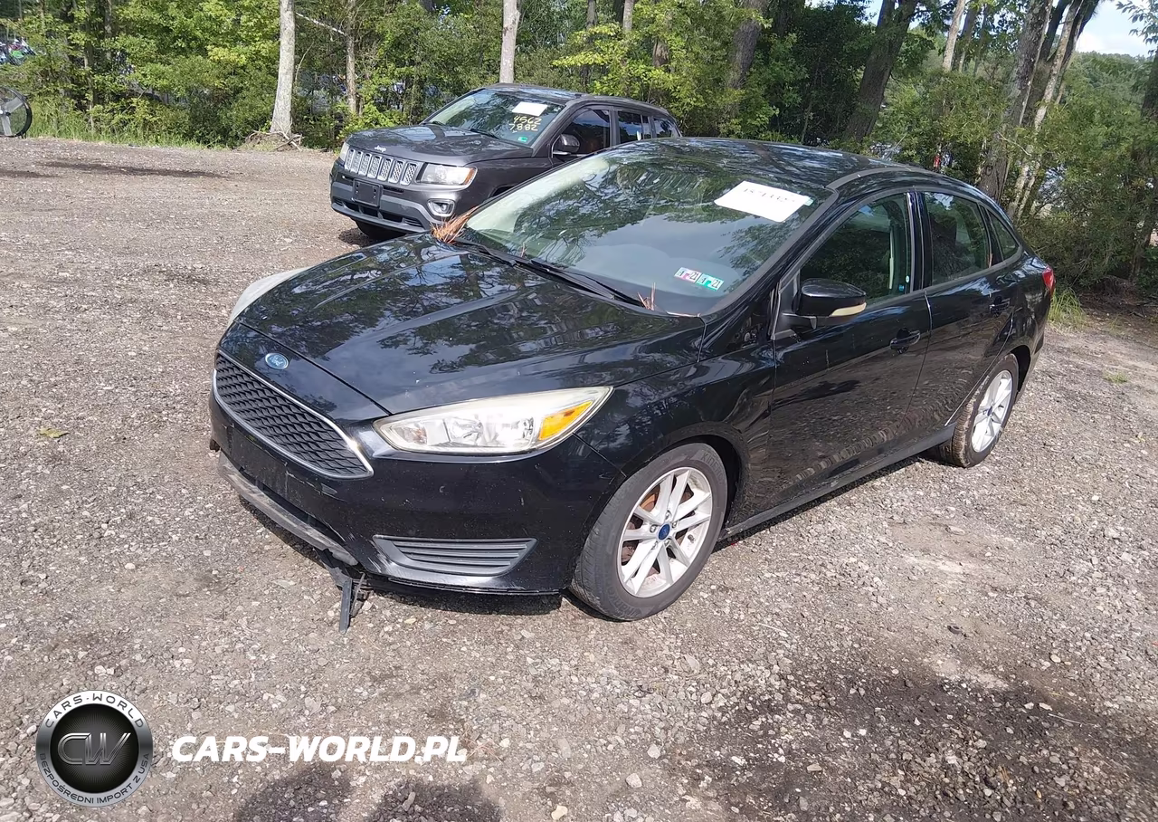 2016 Ford Focus Se VIN:1FADP3F27GL385112 - 2