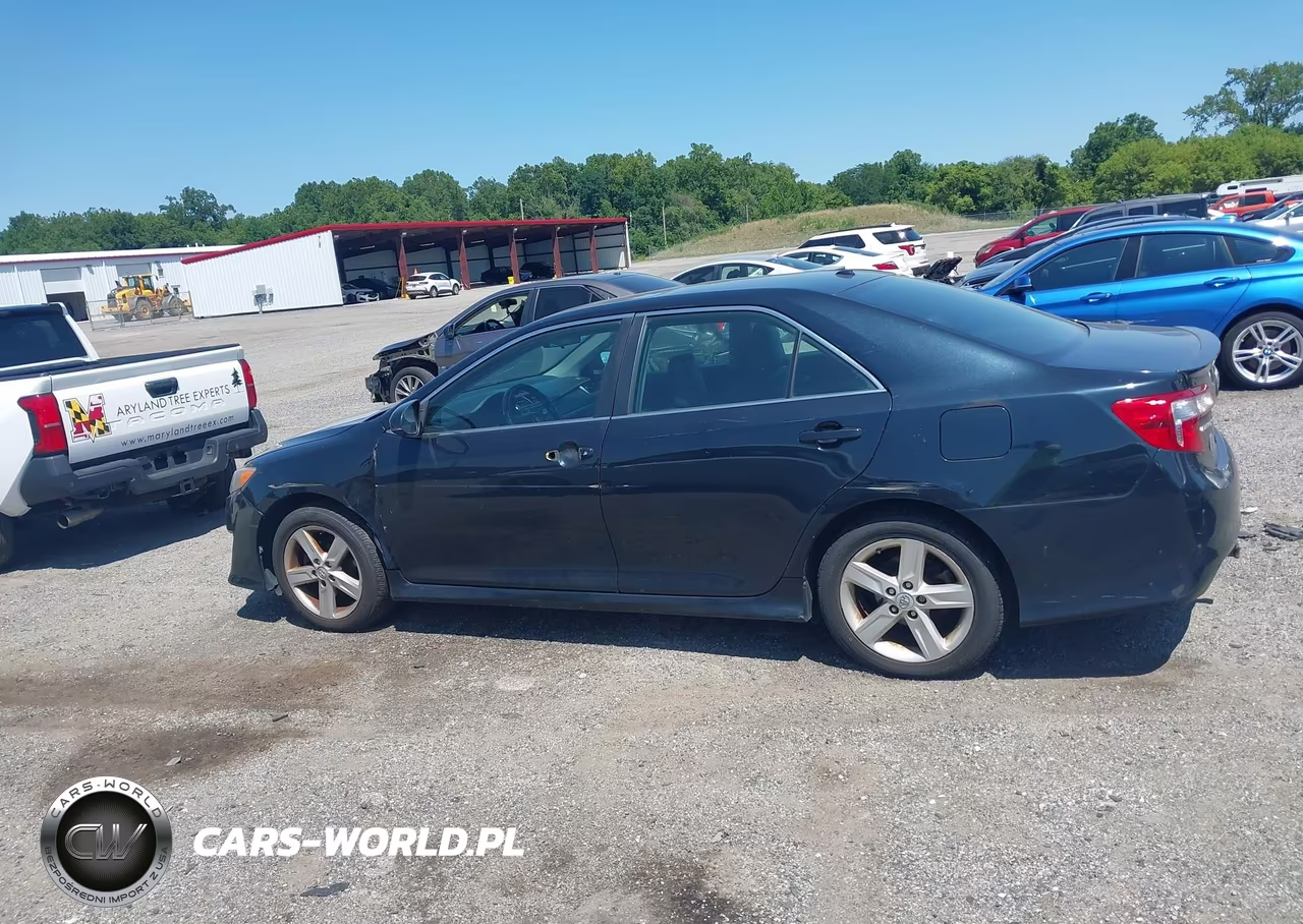 2014 Toyota Camry Se VIN:4T1BF1FKXEU304194 - 14
