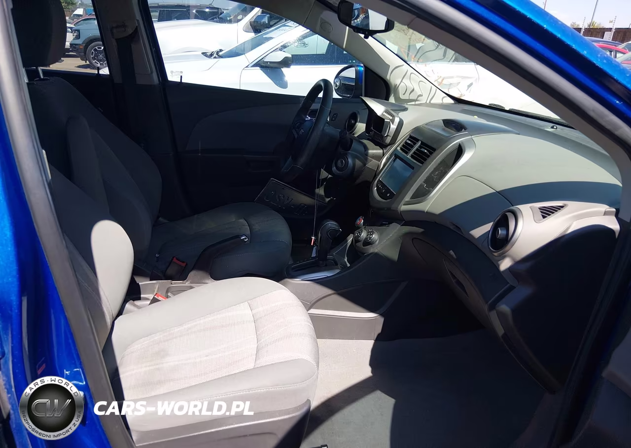 2016 Chevrolet Sonic Lt Auto VIN:1G1JC6SB0G4166026 - 5
