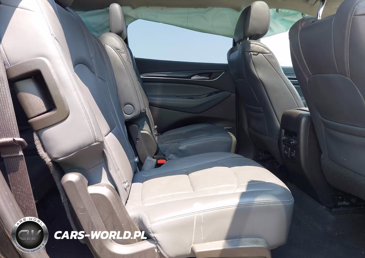 2018 Buick Enclave Premium VIN:5GAEVBKW3JJ134843 - 8
