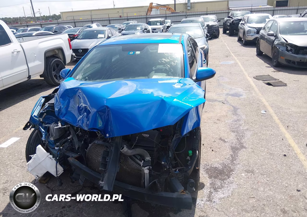 2018 Hyundai Elantra Value Edition VIN:KMHD84LF7JU608914 - 12