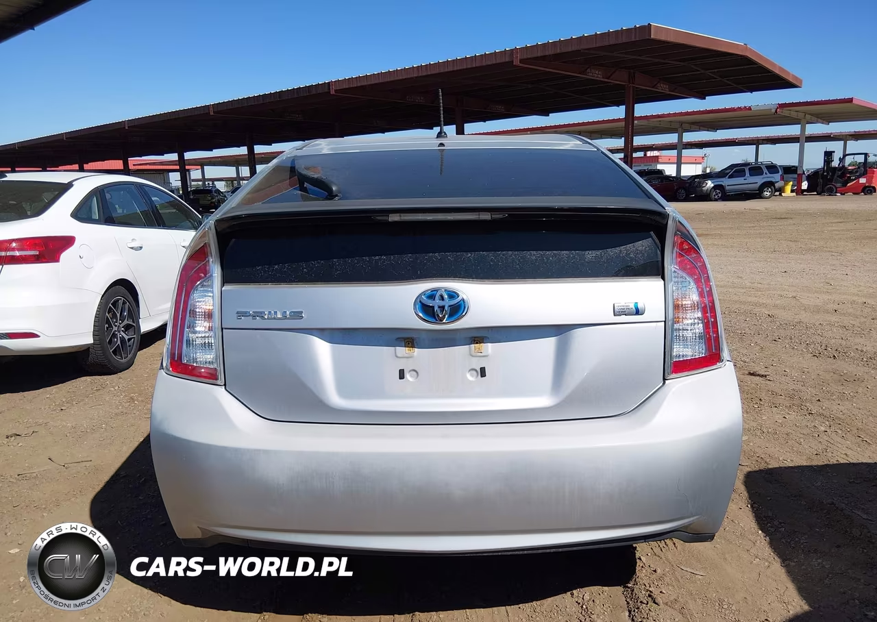 2012 Toyota Prius Two VIN:JTDKN3DU5C5488457 - 16