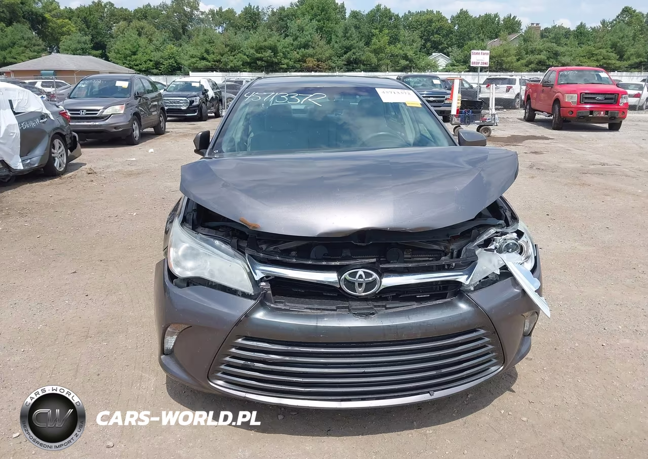 2015 Toyota Camry Le VIN:4T4BF1FK4FR472839 - 12