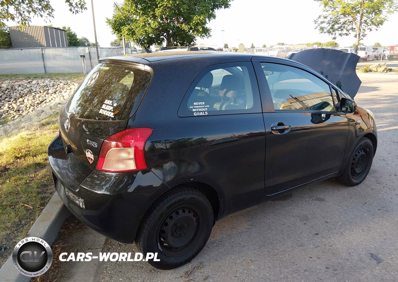 2007 Toyota Yaris VIN:JTDJT923075133054 - 4