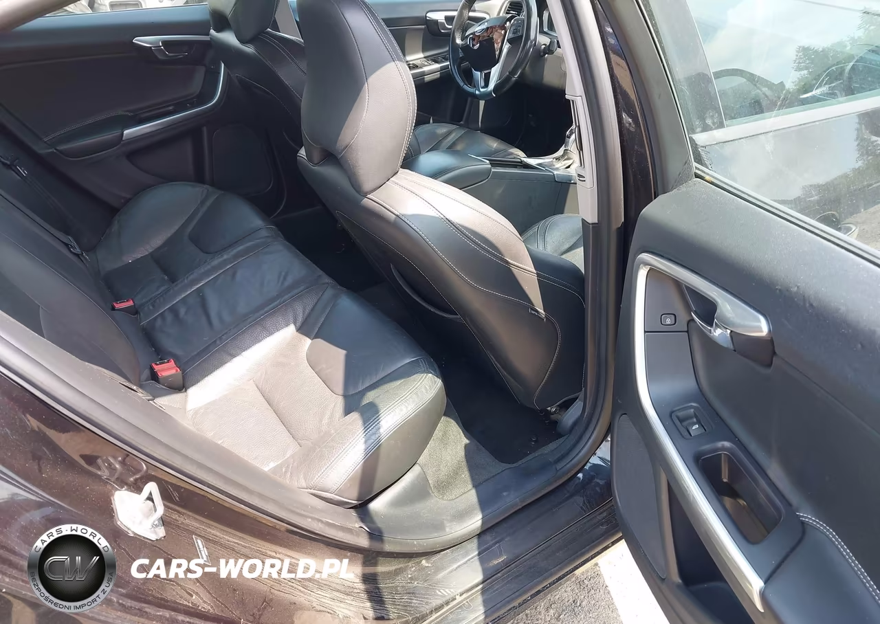 2018 Volvo S60 T5 Dynamic VIN:YV126MFL3J2452203 - 8