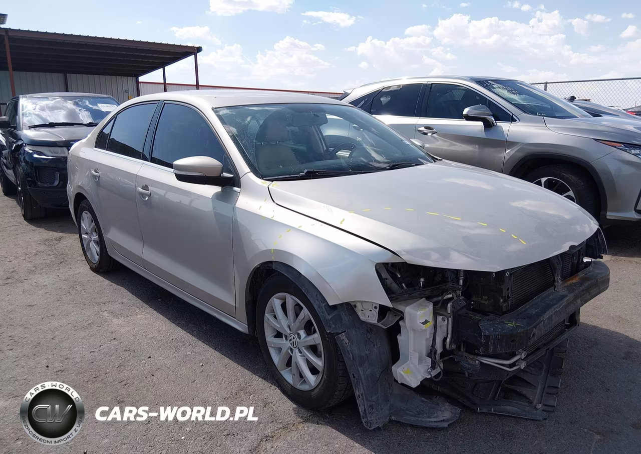2014 Volkswagen Jetta 1.8T Se – zdjęcie 1 z 11