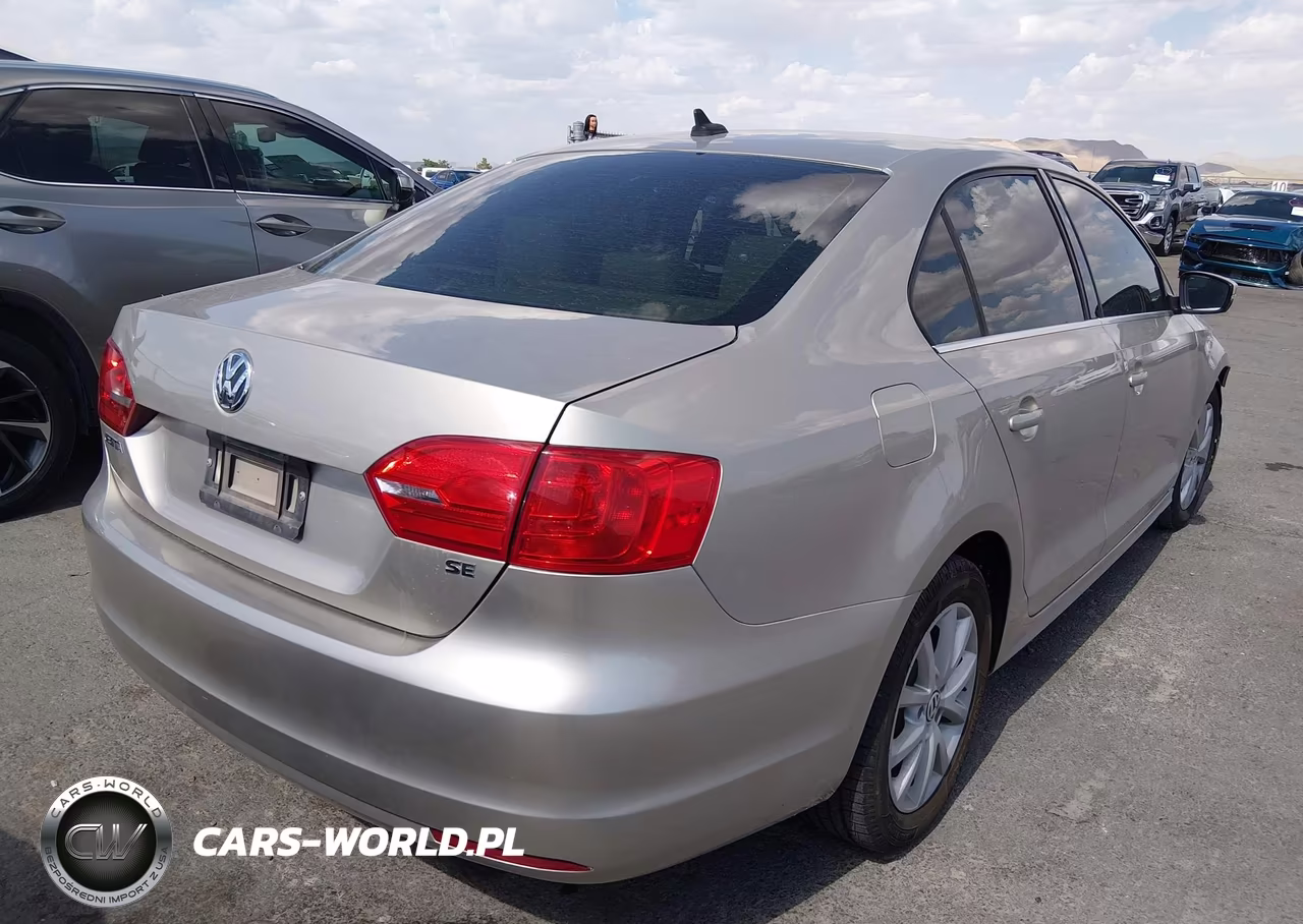 2014 Volkswagen Jetta 1.8T Se VIN:3VWD07AJ2EM286596 - 4