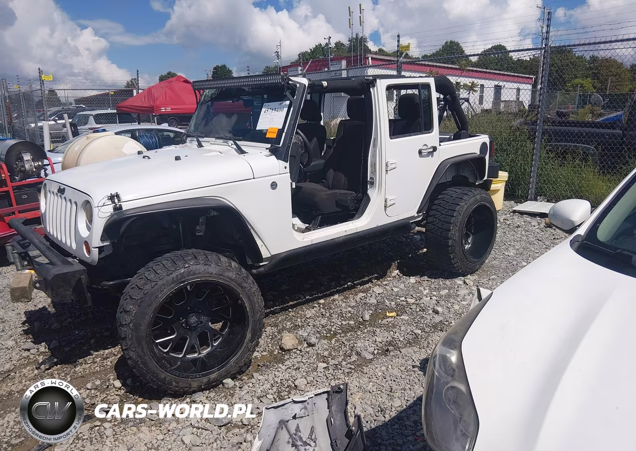 2013 Jeep Wrangler Unlimited Sport VIN:1C4BJWDG4DL632861 - 2