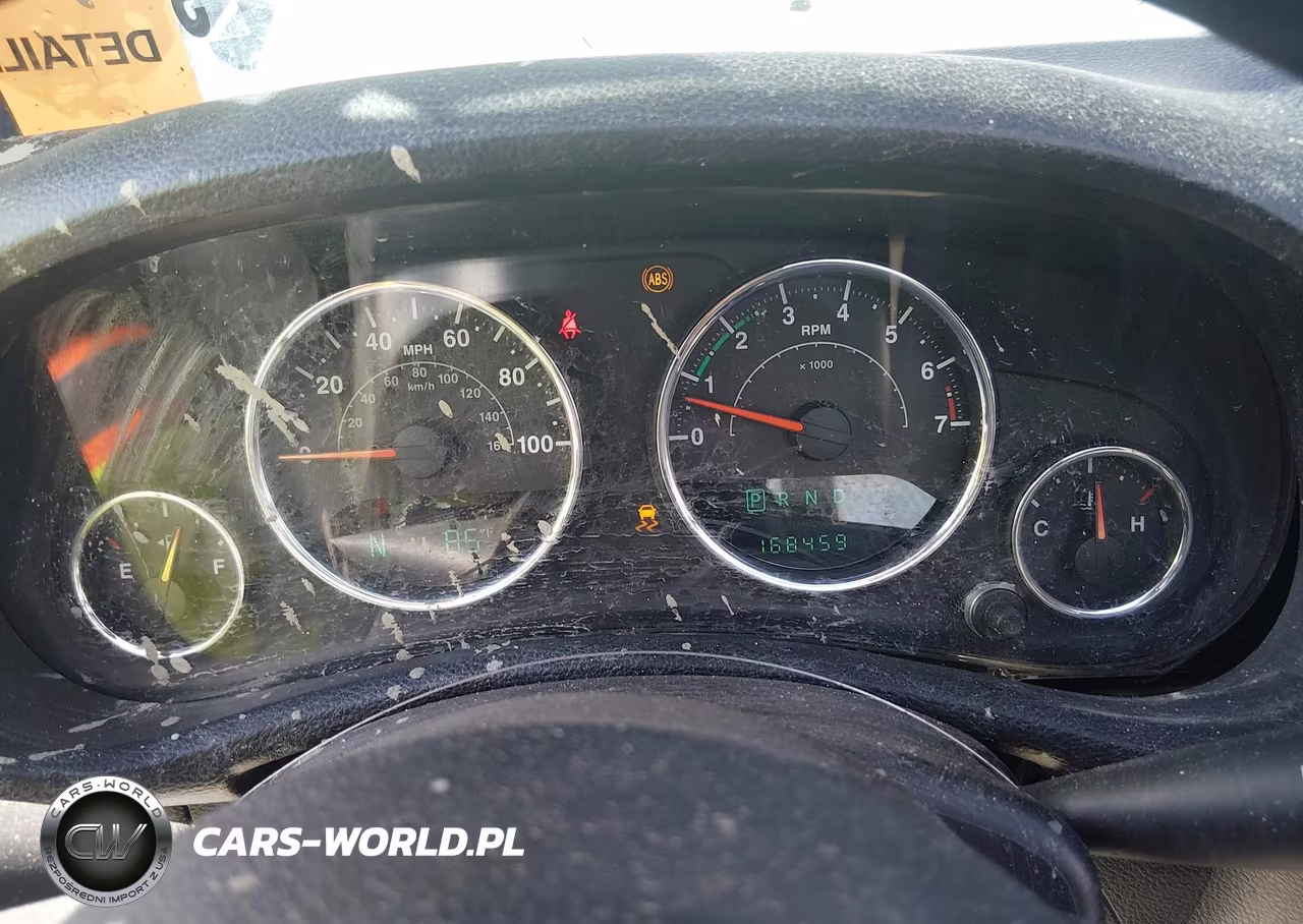 2013 Jeep Wrangler Unlimited Sport VIN:1C4BJWDG4DL632861 - 7
