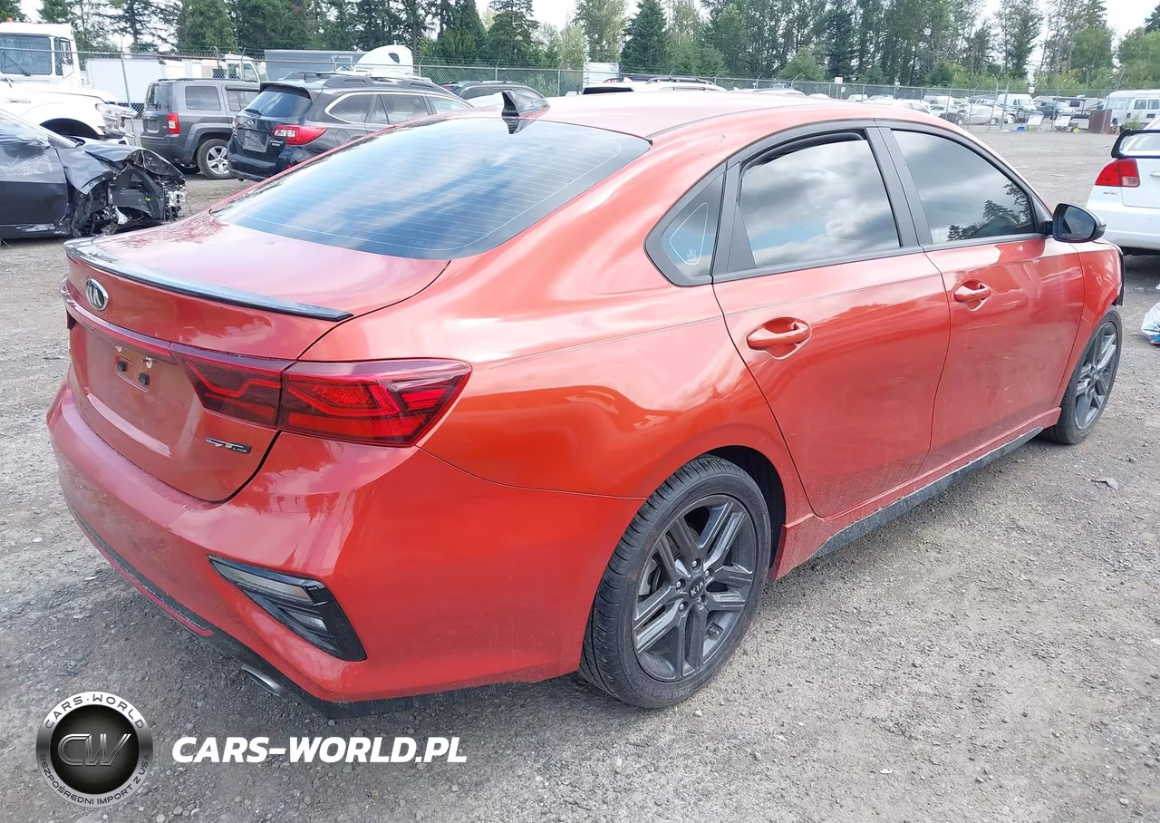 2021 Kia Forte Gt-Line VIN:3KPF34AD3ME388977 - 4