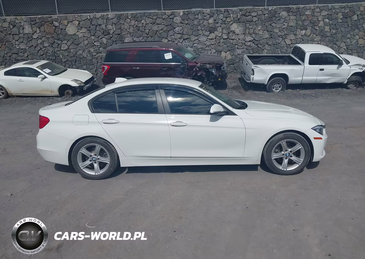 2014 BMW 320I VIN:WBA3B1C56EP680230 - 13