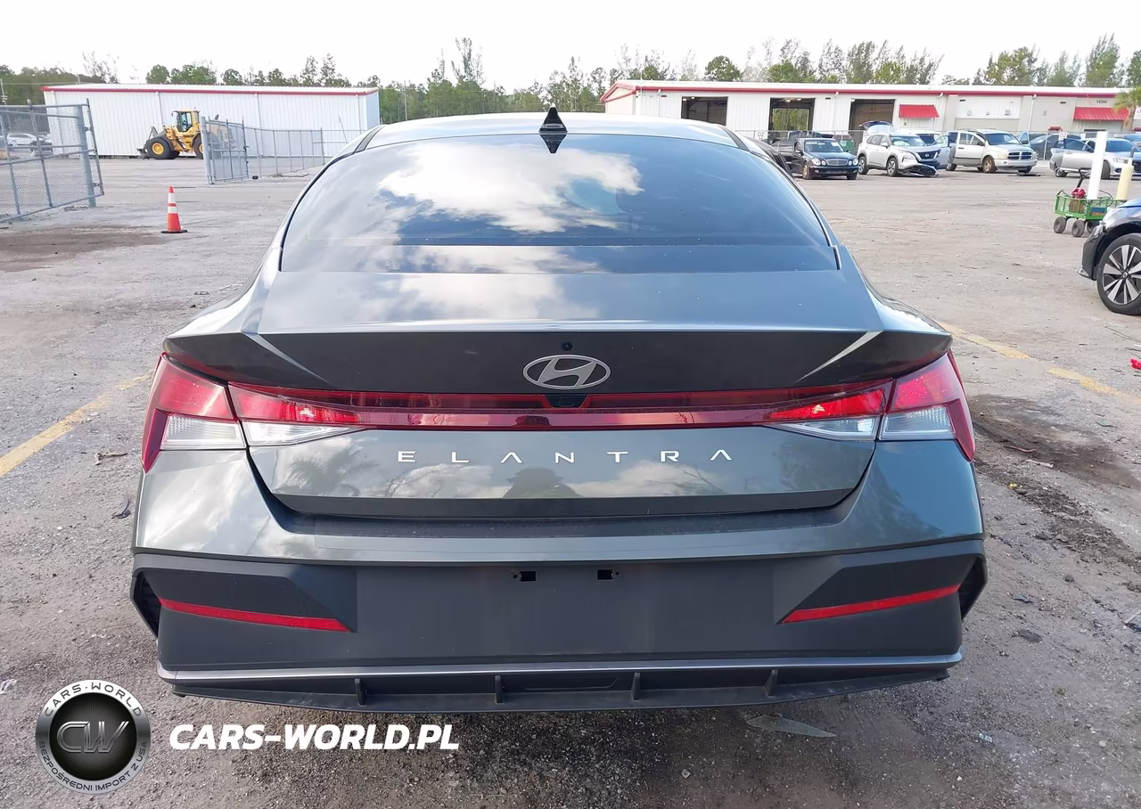 2024 Hyundai Elantra Sel VIN:KMHLM4DG1RU773917 - 16