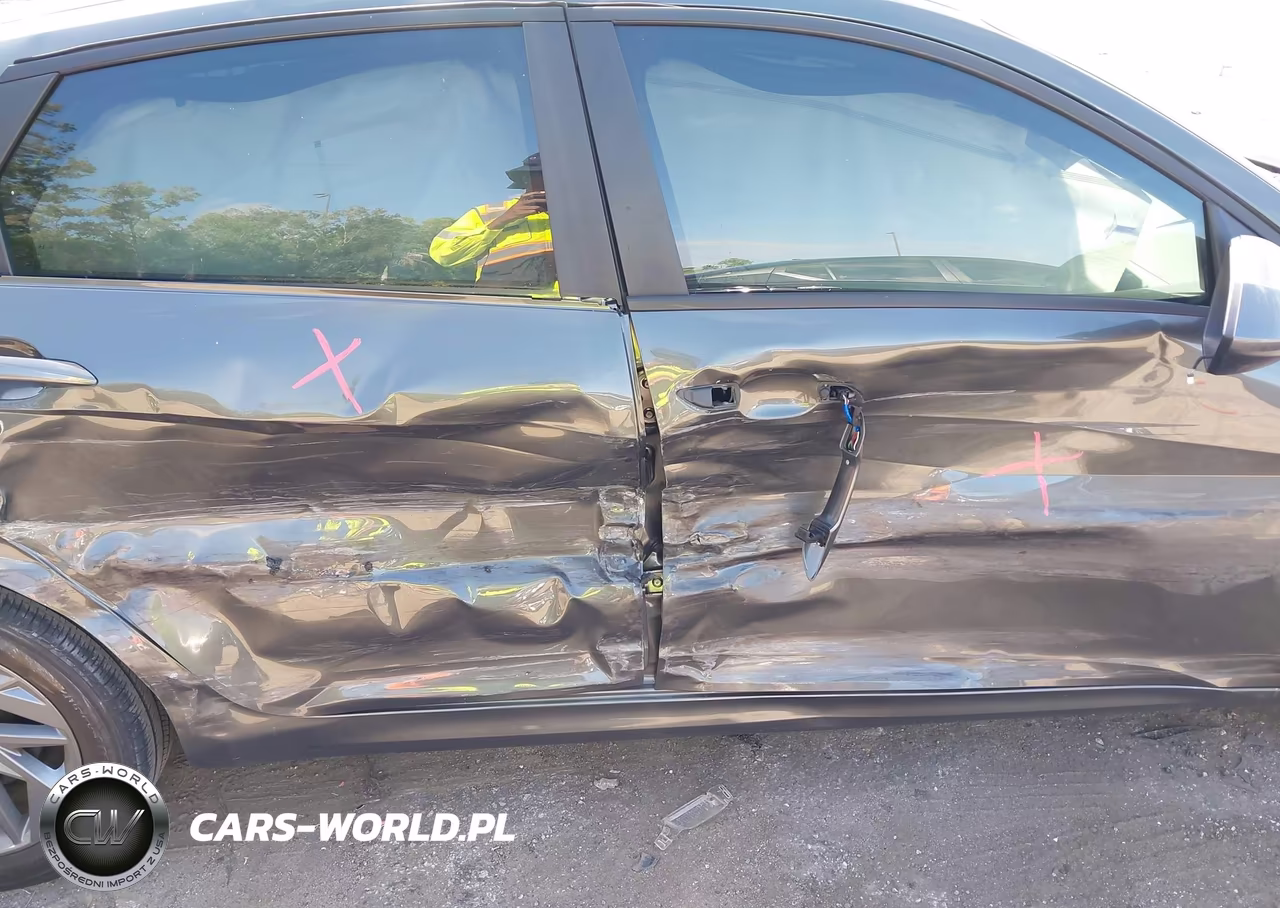 2024 Hyundai Elantra Sel VIN:KMHLM4DG1RU773917 - 5