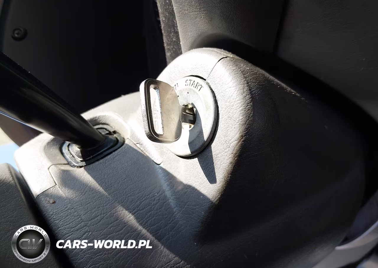 2002 Toyota Corolla Le VIN:1NXBR12E22Z594613 - 11