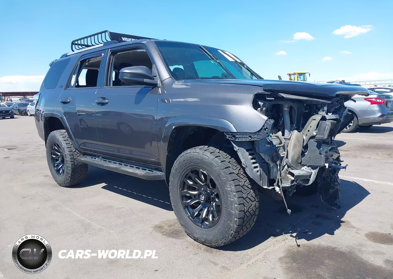 2019 Toyota 4Runner Sr5