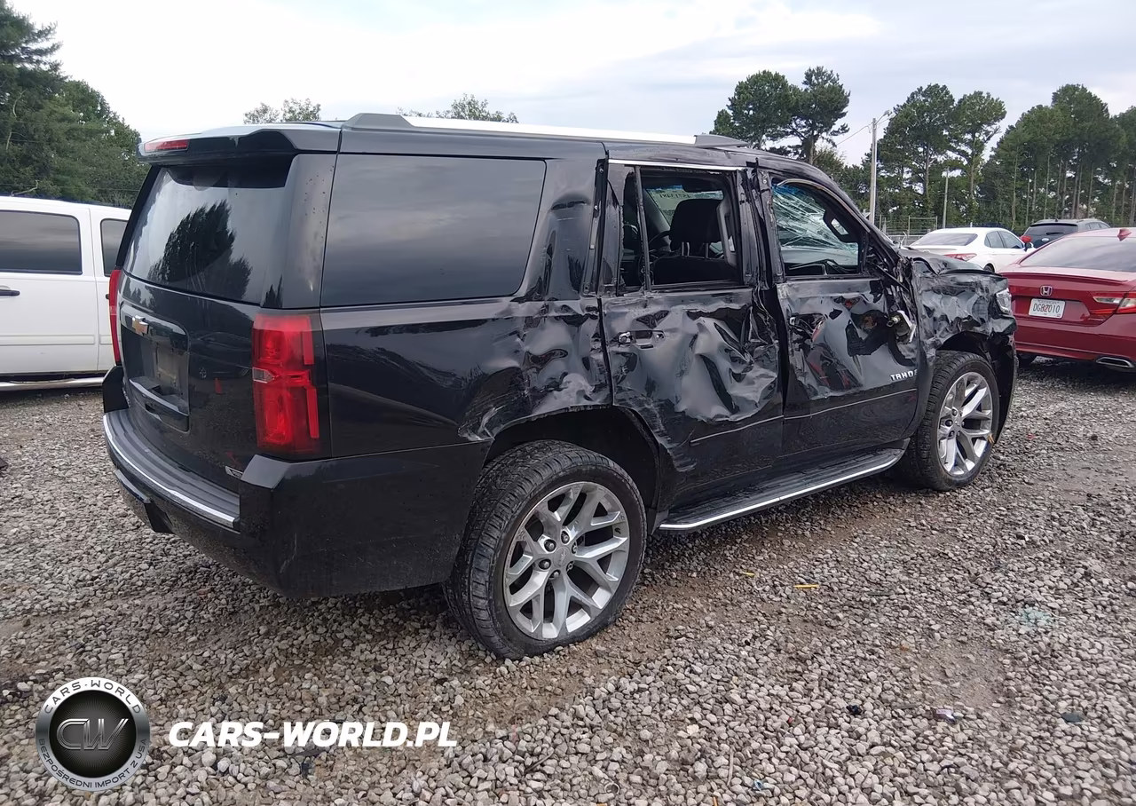 2017 Chevrolet Tahoe Premier VIN:1GNSCCKC7HR151778 - 4