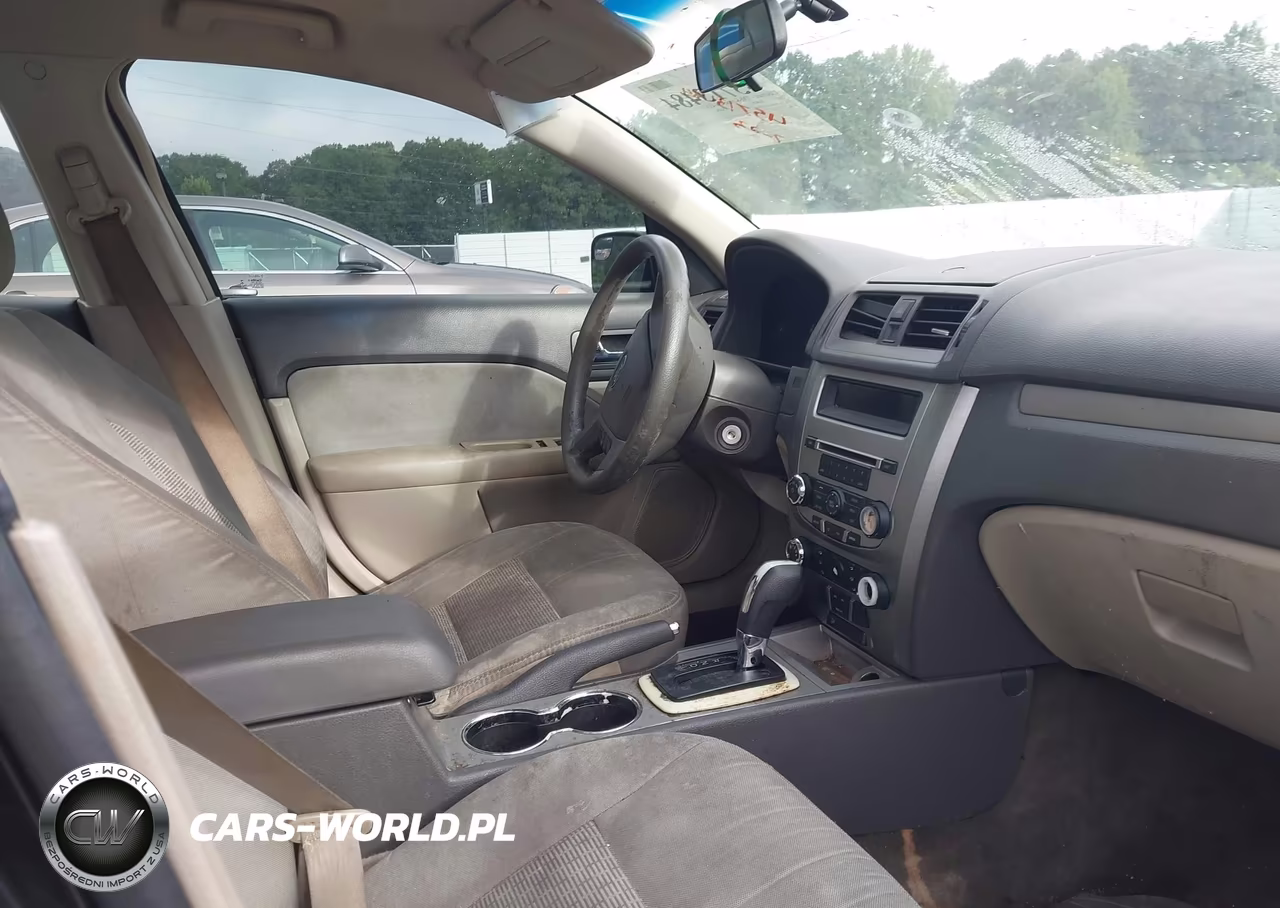 2012 Ford Fusion S VIN:3FAHP0GAXCR349528 - 5