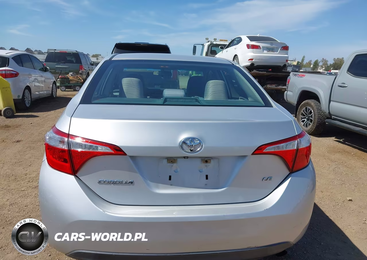 2015 Toyota Corolla Le VIN:5YFBURHE4FP275497 - 16