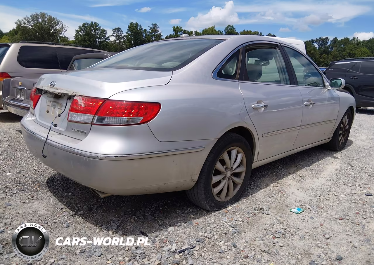 2007 Hyundai Azera Limited-Se VIN:KMHFC46F77A215279 - 4
