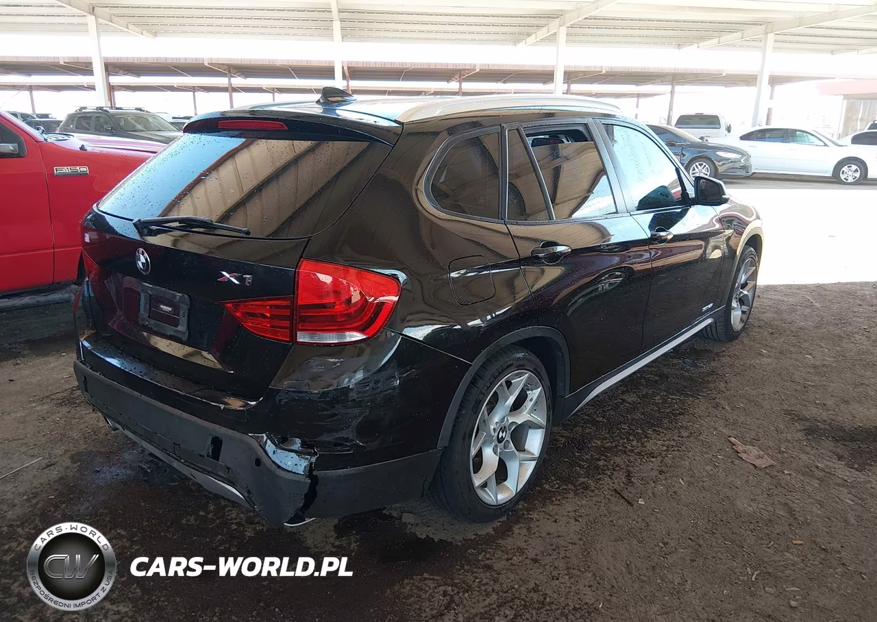 2015 BMW X1 Sdrive28I VIN:WBAVM1C54FV318199 - 4