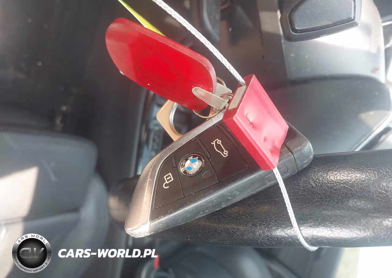 2018 BMW X2 xDrive28I VIN:WBXYJ5C33JEF74816 - 11