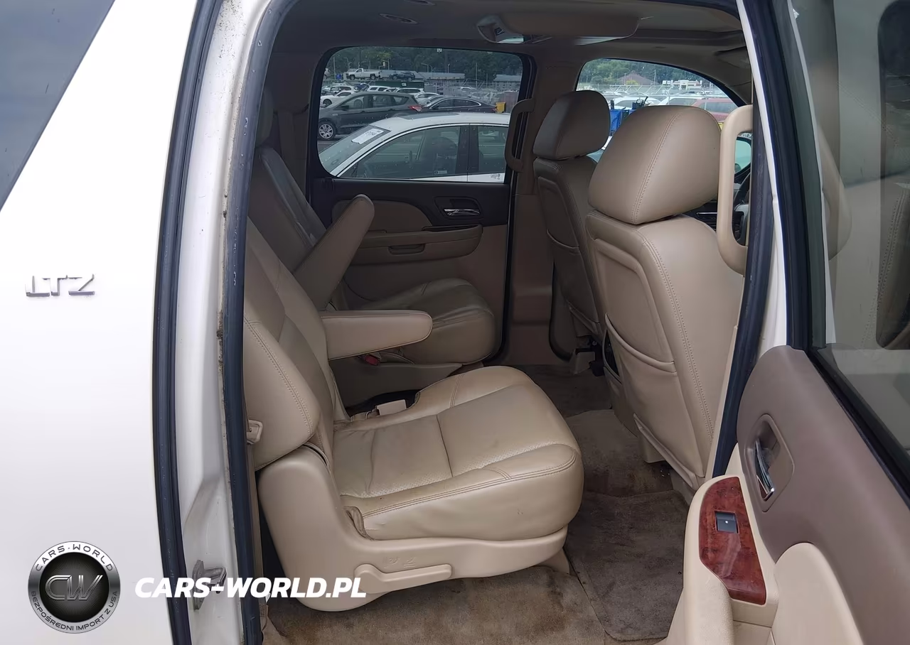 2011 Chevrolet Suburban Ltz VIN:1GNSKKE33BR303913 - 8