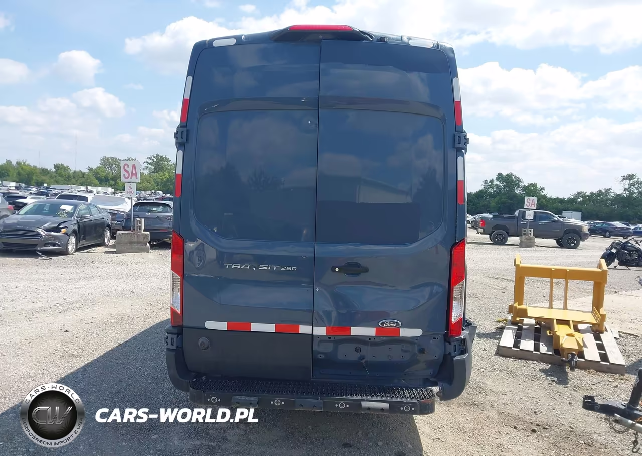 2019 Ford Transit-250 VIN:1FTYR3XM7KKB78255 - 17