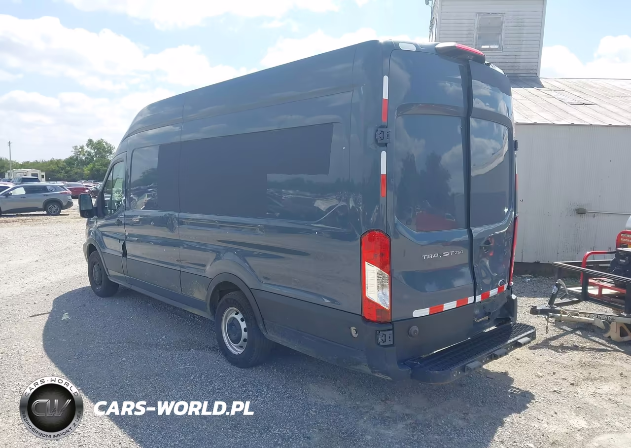 2019 Ford Transit-250 VIN:1FTYR3XM7KKB78255 - 3