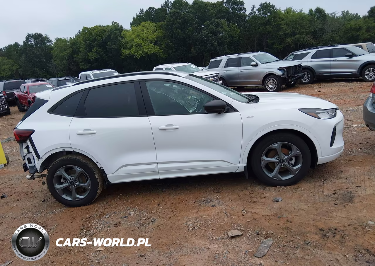 2023 Ford Escape St-Line VIN:1FMCU0MZXPUB00776 - 14