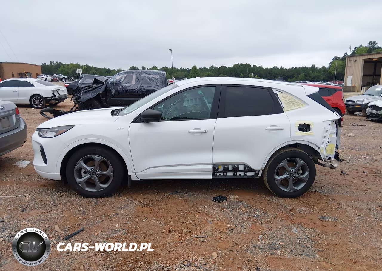 2023 Ford Escape St-Line VIN:1FMCU0MZXPUB00776 - 15