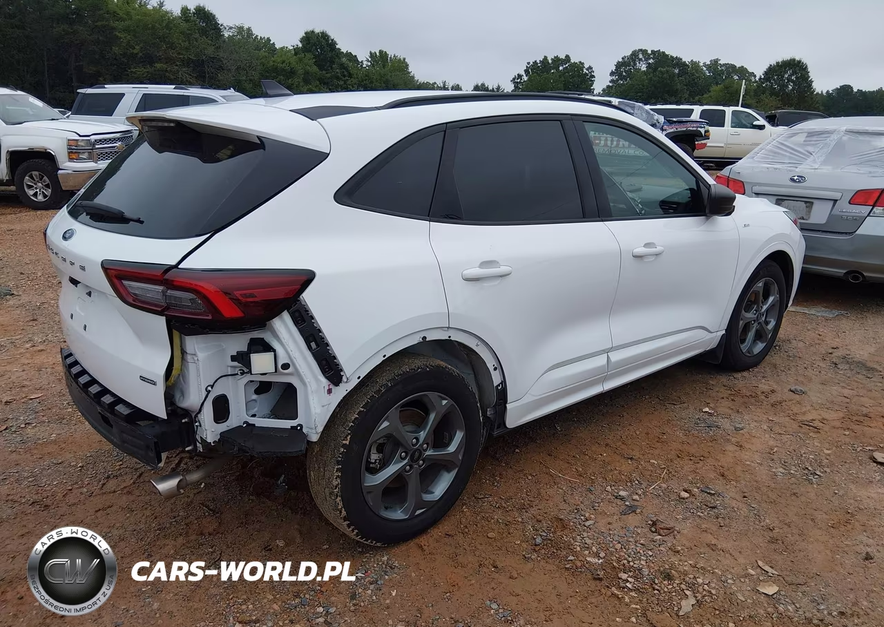 2023 Ford Escape St-Line VIN:1FMCU0MZXPUB00776 - 4