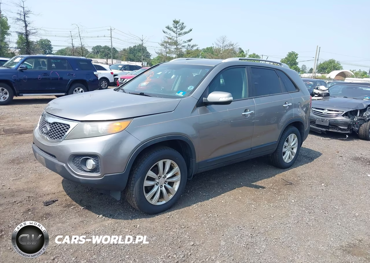 2011 Kia Sorento Lx V6 VIN:5XYKT4A25BG121045 - 2