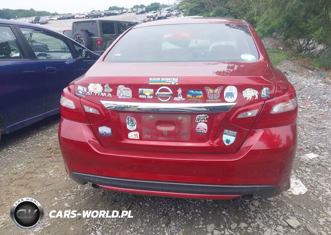 2018 Nissan Altima 2.5 S VIN:1N4AL3AP2JC270426 - 15