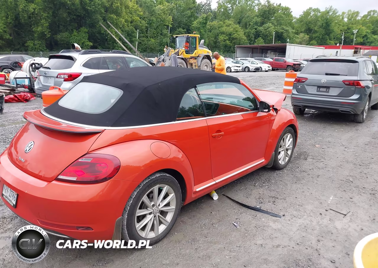 2019 Volkswagen Beetle 2.0T Final Edition Se-2.0T Final Edition Sel-2.0T S-2.0T Se VIN:3VW5DAAT2KM506354 - 4