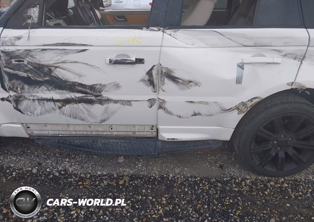 2009 Land Rover Range Rover Sport Supercharged VIN:SALSH234X9A188702 - 9