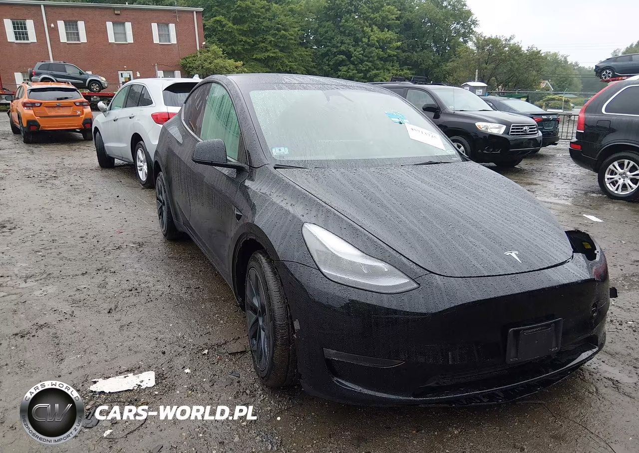 2024 Tesla Model Y Long Range Dual Motor All-Wheel Drive – zdjęcie 1 z 18