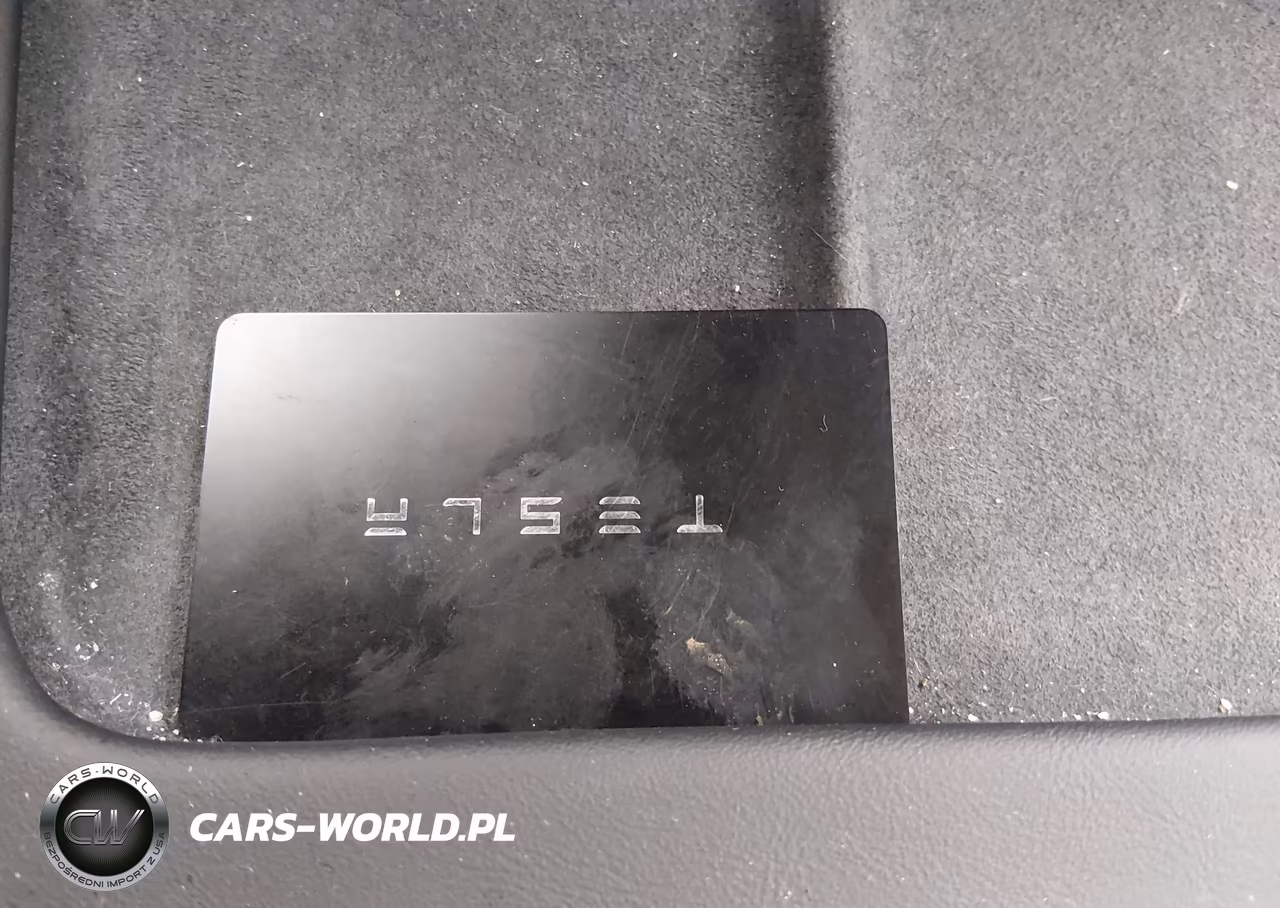 2024 Tesla Model Y Long Range Dual Motor All-Wheel Drive VIN:7SAYGAEE2RF151478 - 11