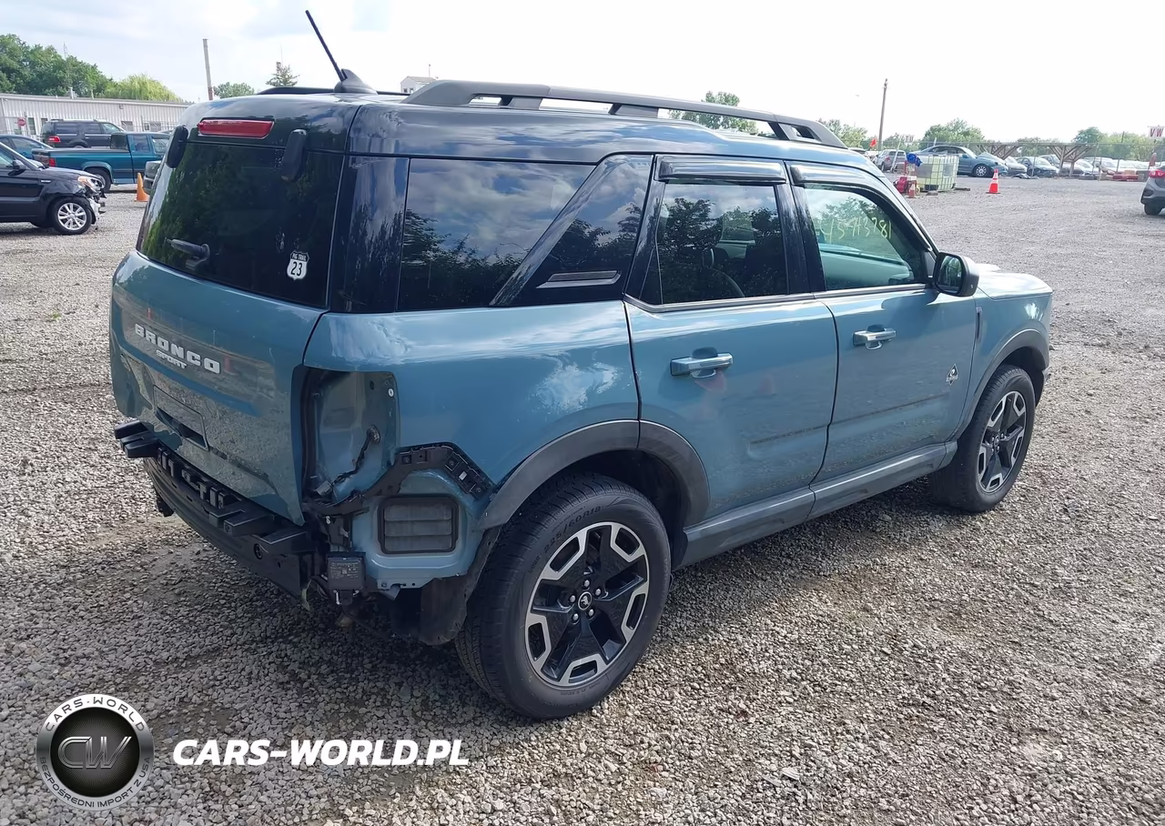 2022 Ford Bronco Sport Outer Banks VIN:3FMCR9C60NRD73078 - 4
