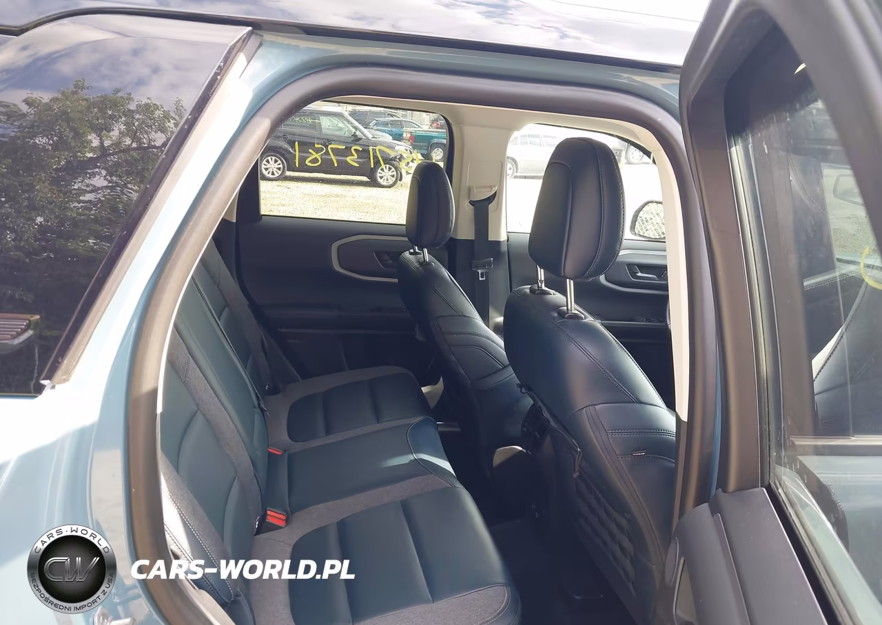 2022 Ford Bronco Sport Outer Banks VIN:3FMCR9C60NRD73078 - 8