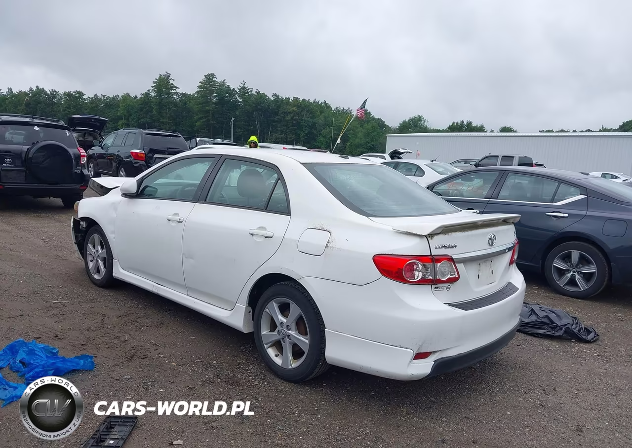 2012 Toyota Corolla S VIN:2T1BU4EE5CC767751 - 3