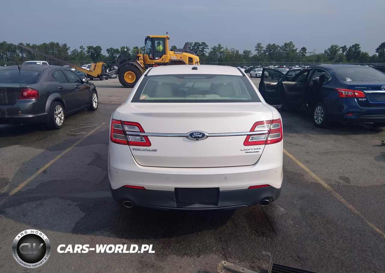 2015 Ford Taurus Limited VIN:1FAHP2F8XFG171111 - 16
