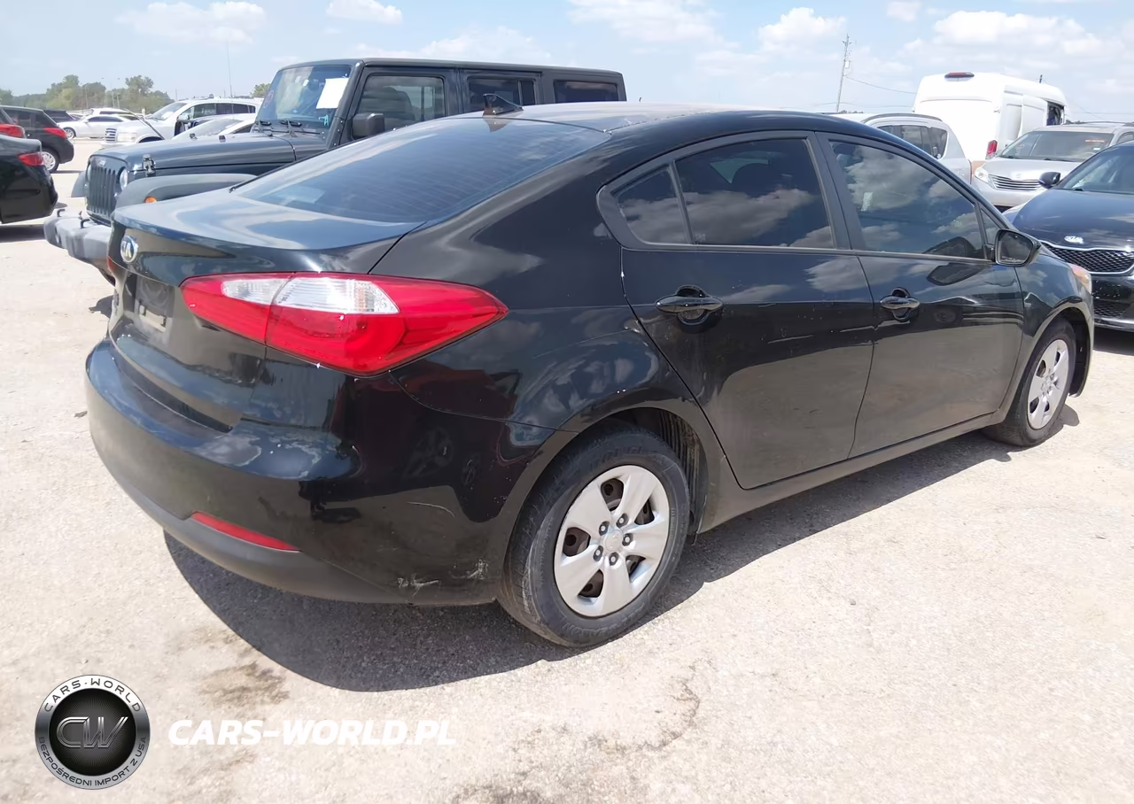 2016 Kia Forte Lx VIN:KNAFK4A61G5551353 - 4
