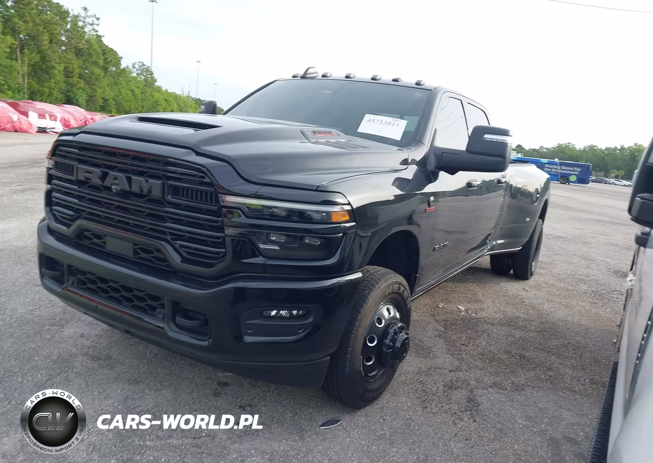 2025 Ram 3500 Laramie 4X4 8' Box VIN:3C63RRJL7SG565139 - 2