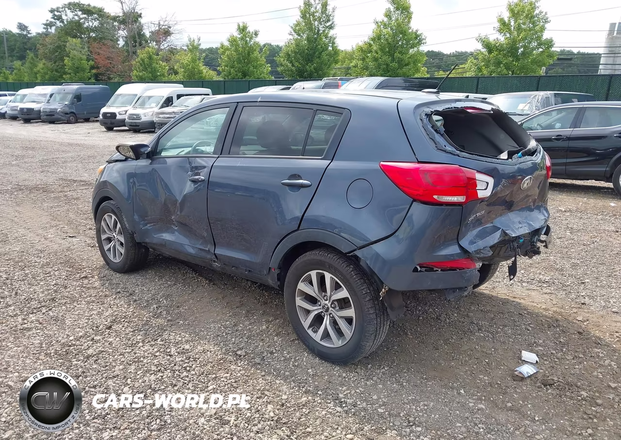 2015 Kia Sportage Lx VIN:KNDPB3AC5F7683624 - 3