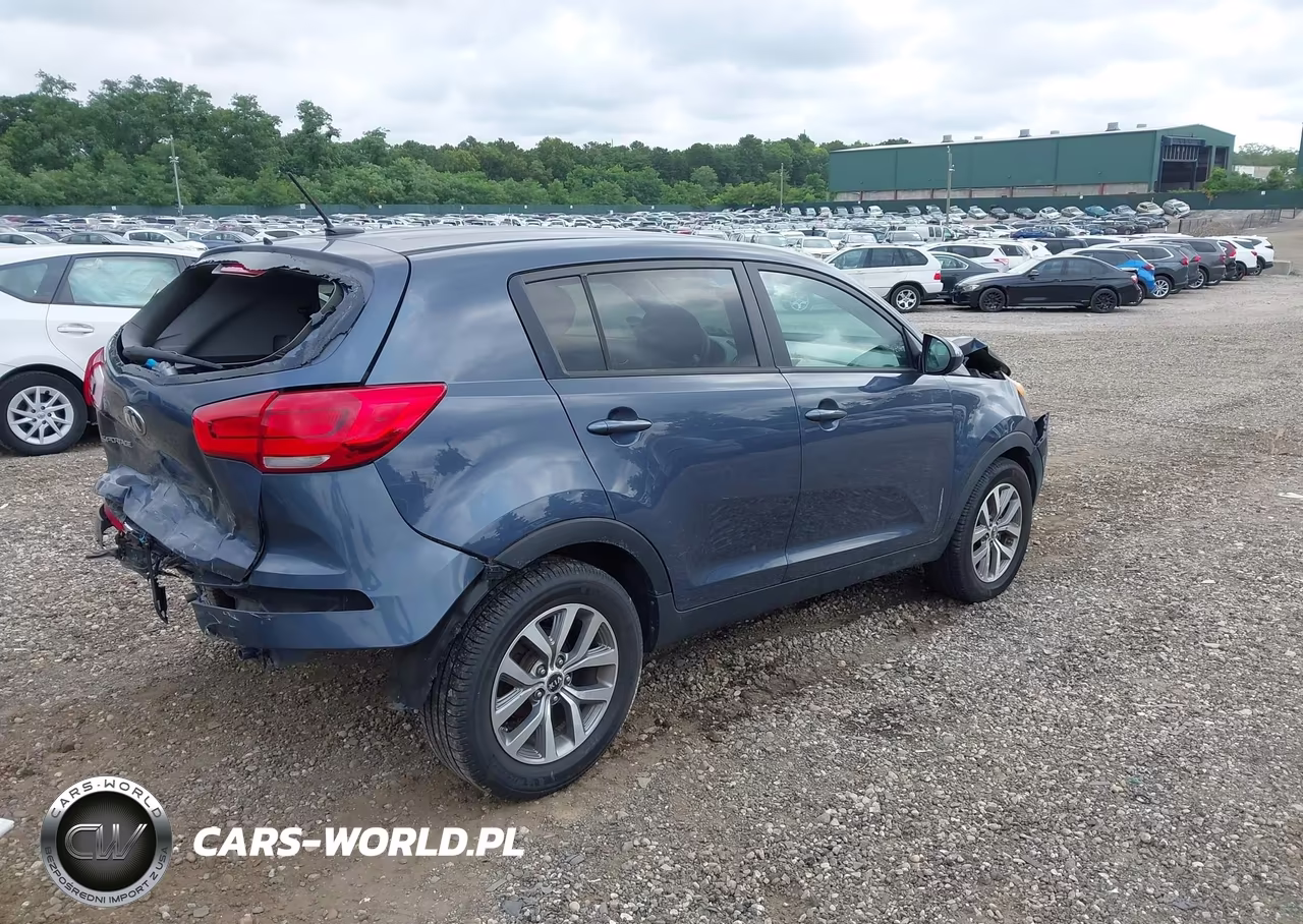 2015 Kia Sportage Lx VIN:KNDPB3AC5F7683624 - 4