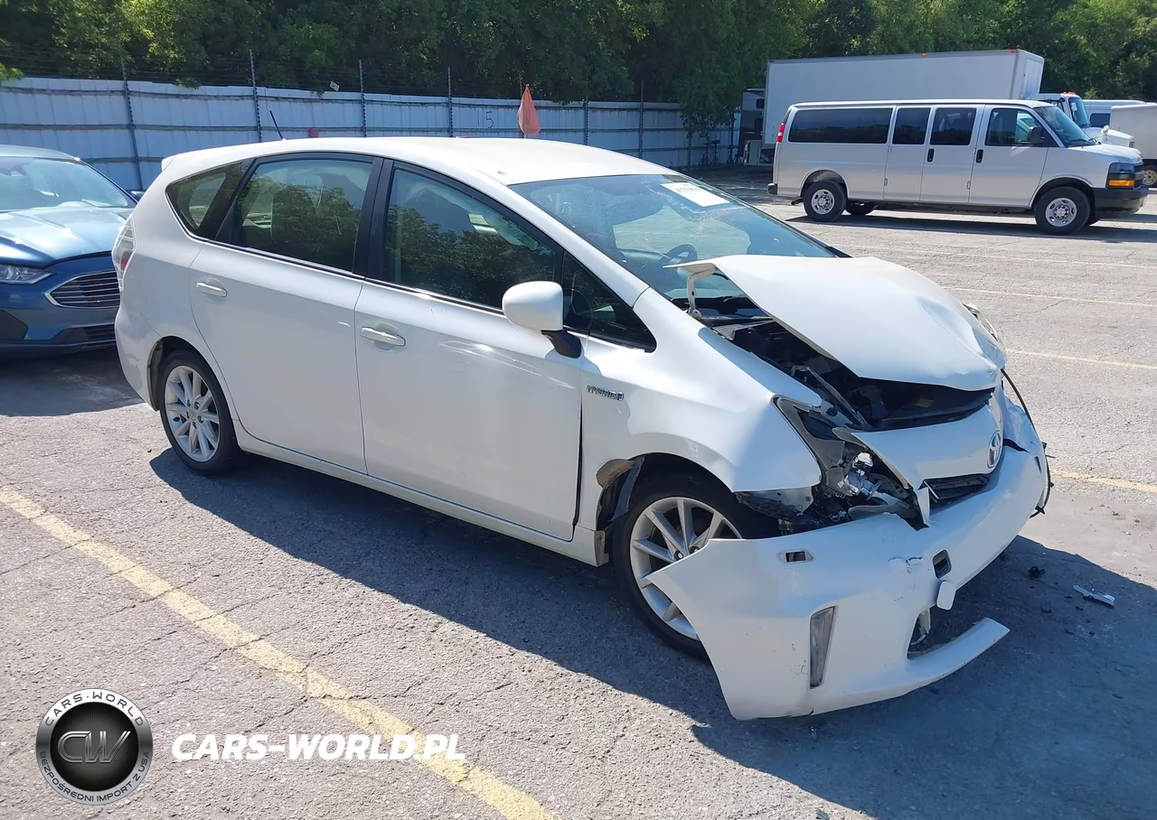 2013 Toyota Prius V Five – zdjęcie 1 z 21