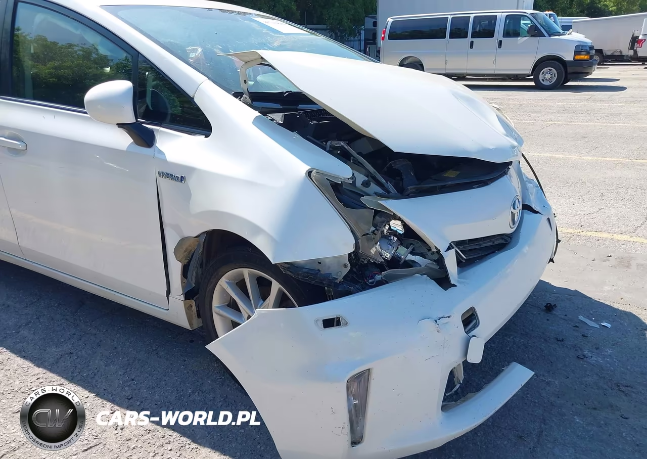 2013 Toyota Prius V Five VIN:JTDZN3EU8D3191659 - 19